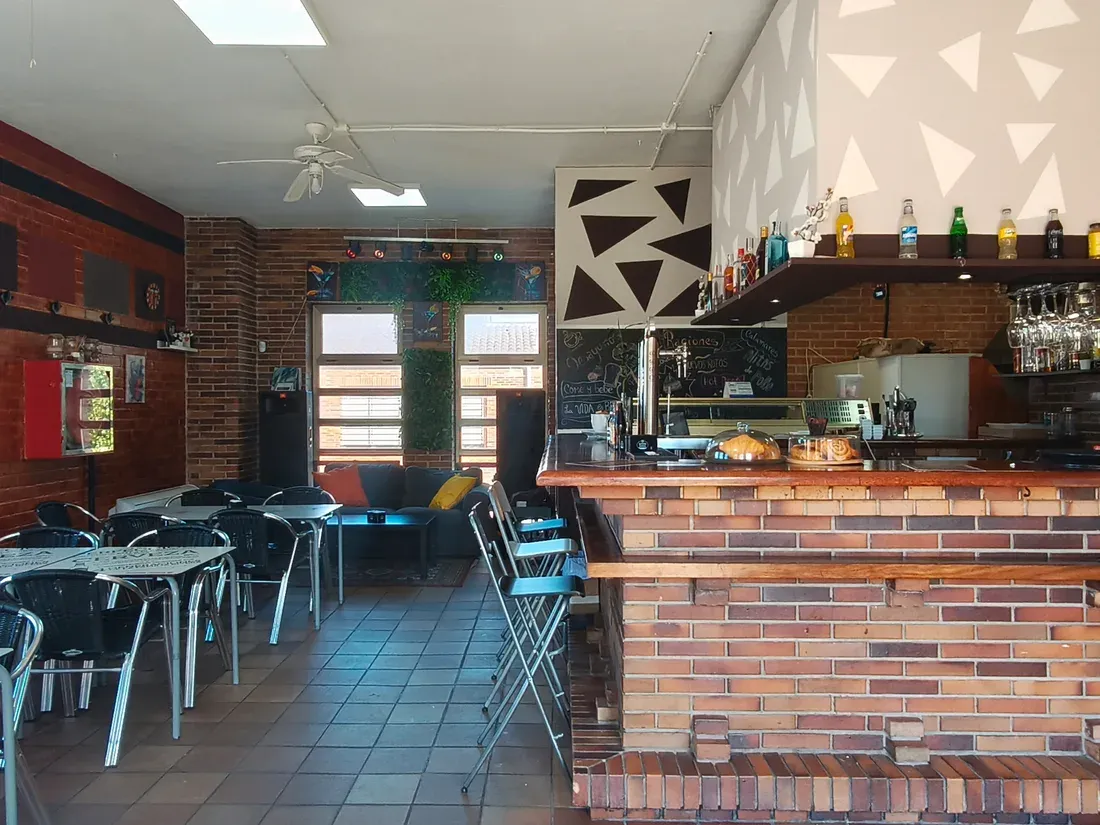 Barra del Bar Las Chimeneas